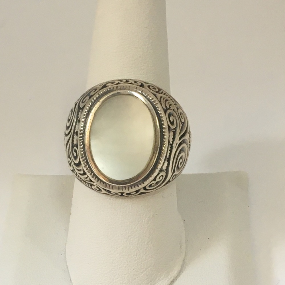 Sterling Silver Mother of Pearl Ring